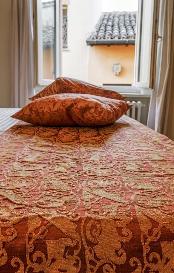 مبيت وإفطار سان سيفيرينو ماركي Il Cortile Segreto المظهر الخارجي الصورة